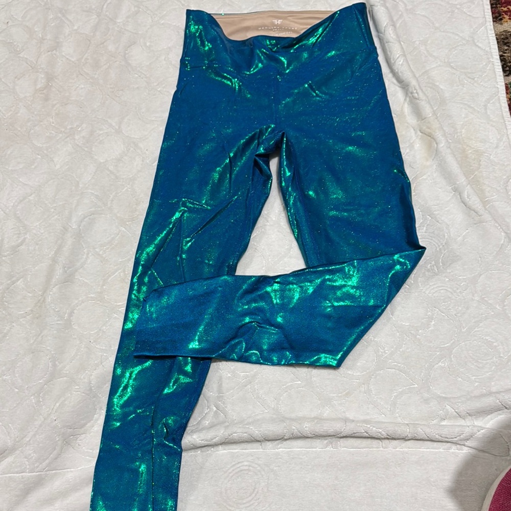Heroine Sport Blue Iridescent Leggings